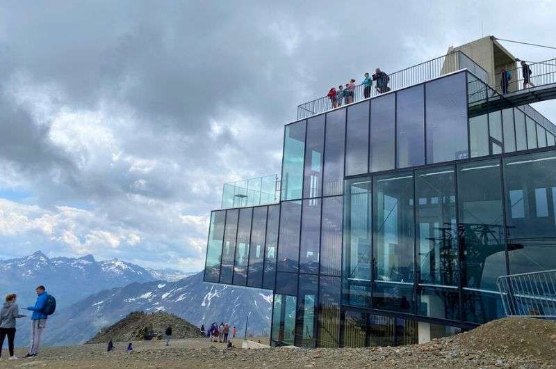  James Bond museum in Austria, 007 Elements