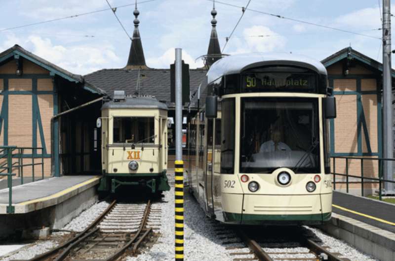 Pöstlingbergbahn old and new