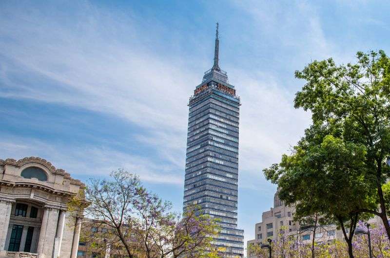 Torre Americana is the earthquake-resistant skyscraper in Mexico City. 