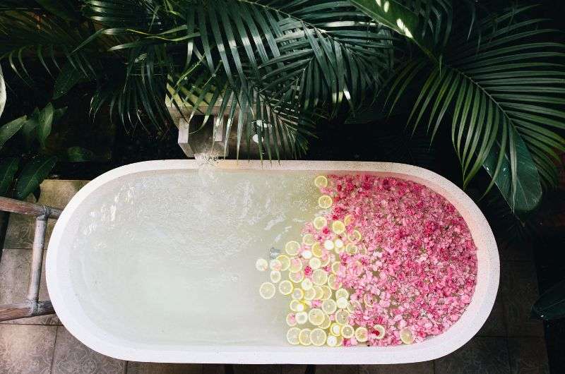 Floral bath as a Christmas tradition in Peru