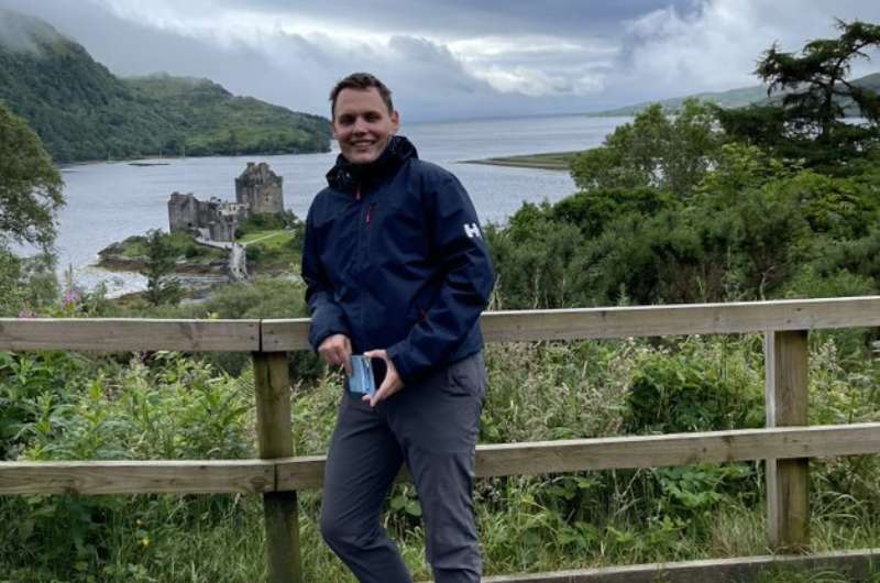 The view over Eilean Donan Castle in Scotland 