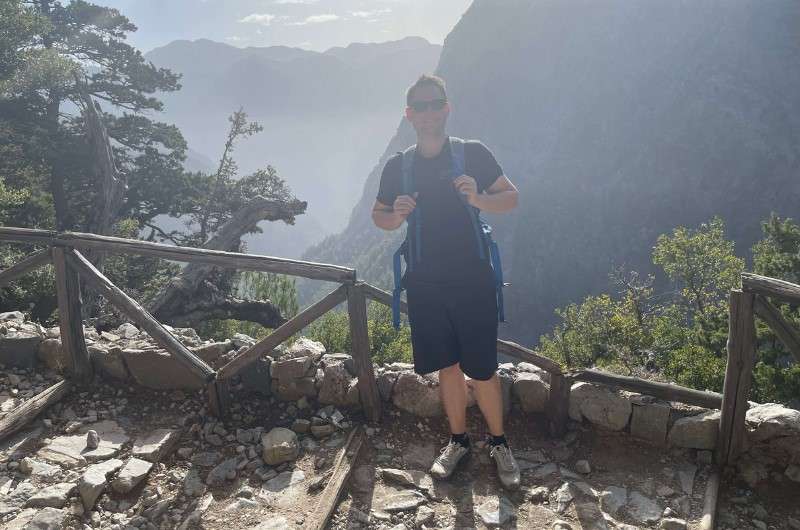 A tourist on the Samaria Gorge hike