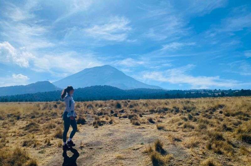 Paso de Cortés trail in Mexico