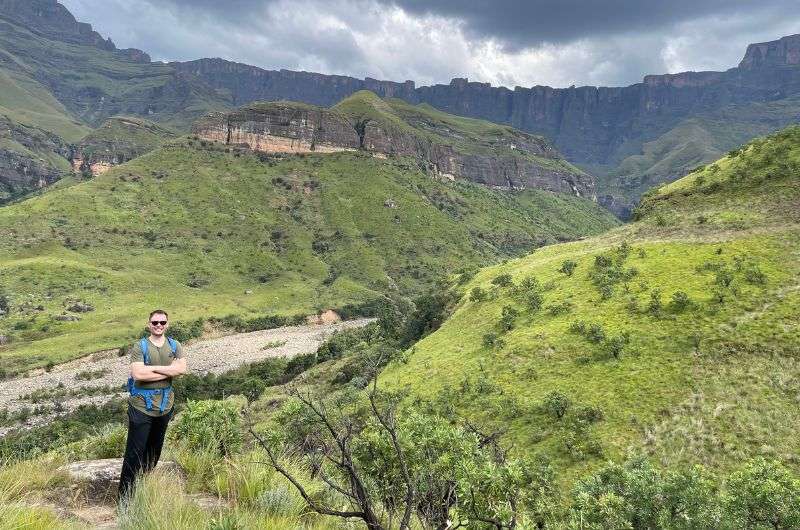 A tourist on the Tugela Gorge hike in Drakensberg, South Africa