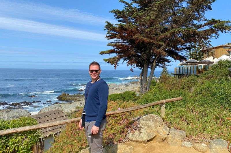 Tourist at the sea in Chile, photo by Next Level of Travel