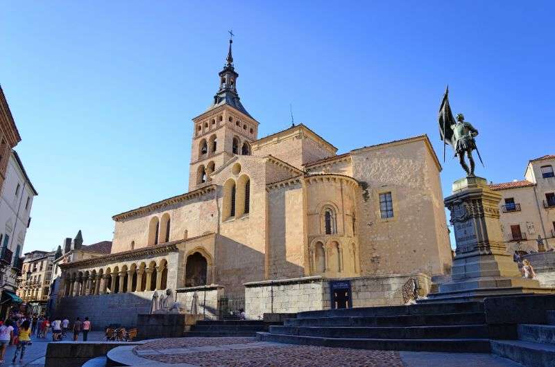 Iglesia de San Martin in Segovia, itinerary