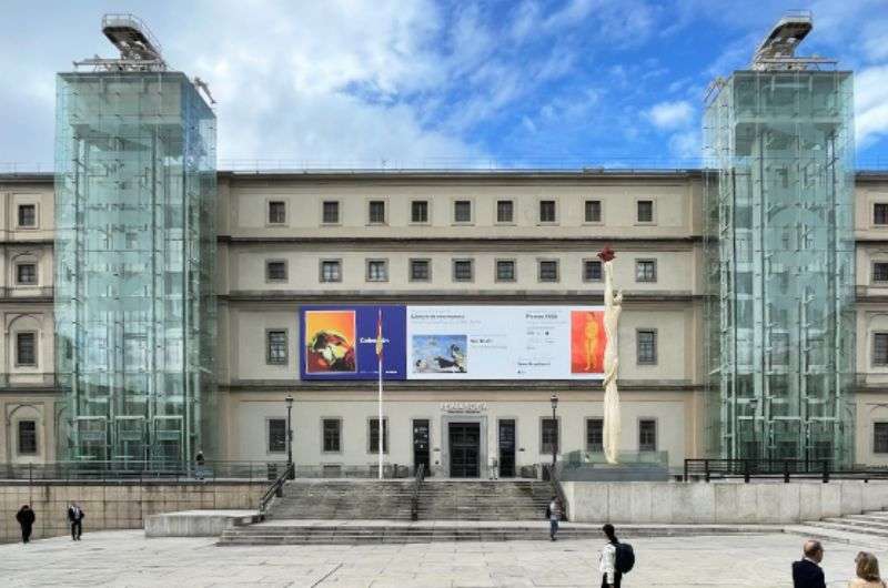 Reina Sofia Museum in Madrid, itinerary