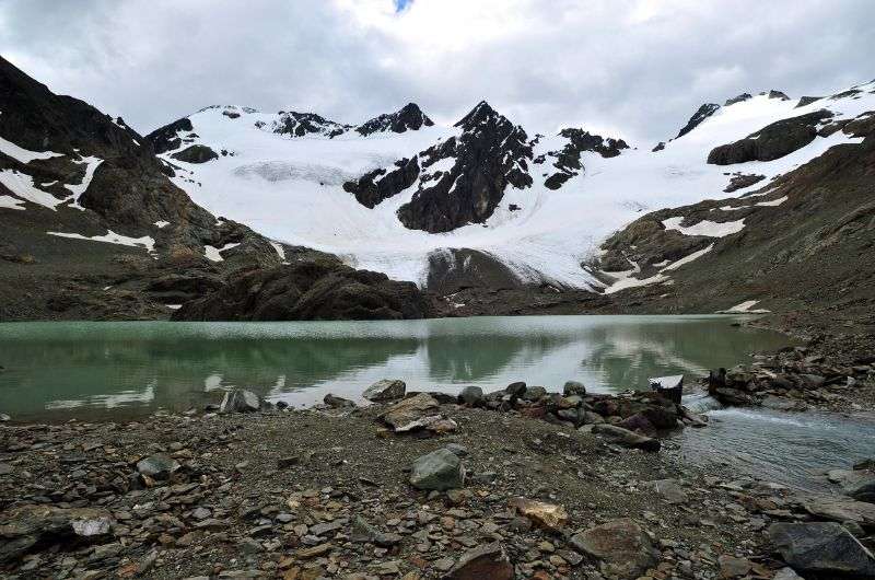 Vinciguerra Glacier trail, hike in Argentina