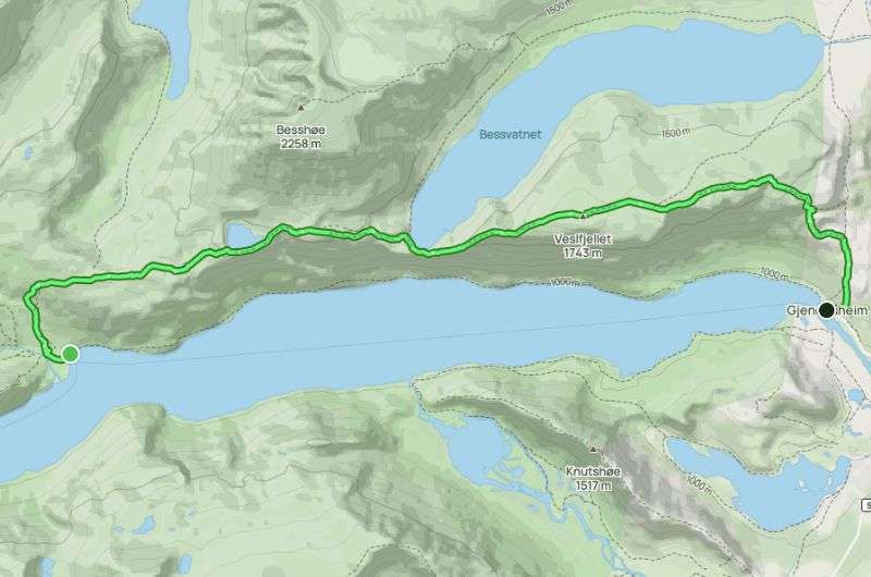 The Besseggen Ridge hike on a map