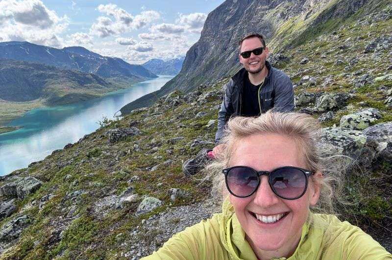 Two travelers on the Besseggen Ridge hike in Norway, photo by Next Level of Travel