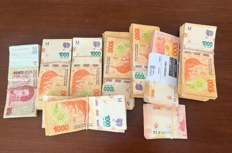 Banknotes, pesos of Argentina, photo by Next Level of Travel