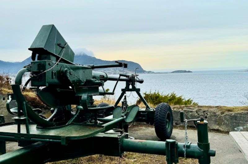 Tueneset Coastal Battery in Ålesund, Norway