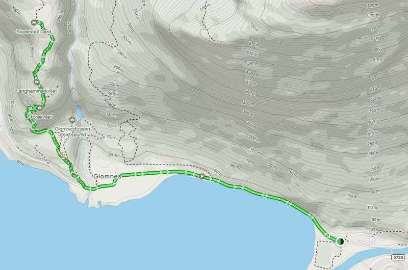 Oppstryn Skule to Segestad route on a map, Norway