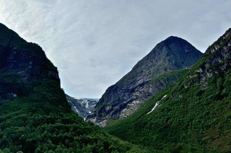 Jostedalsbreen, nature site in Norway, photo by Next Level of Travel