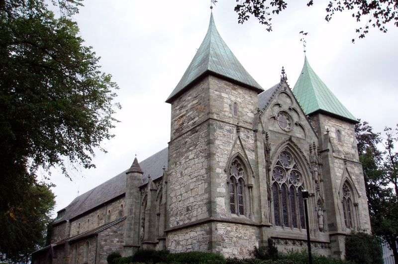 Stavanger Cathedral in Norway, 14-days itinerary