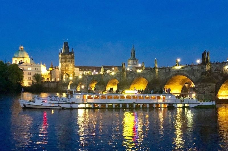 Charles’ Bridge in Prague, Czech Republic