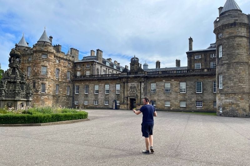 Traveler in Edinburgh, Scotland, photo by Next Level of Travel