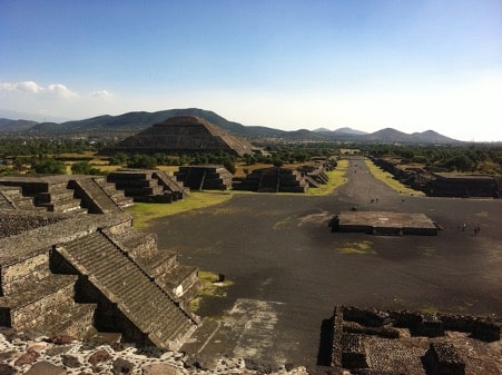 Teotihuacan is one of the 14 best tourist attractions in Mexico City.