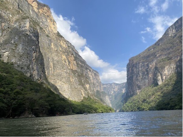 Canyon Sumidero as a perfect day trip from San Cristóbal de las Casas.