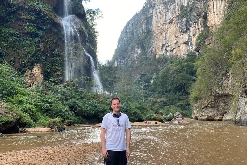 El Aguacero Waterfall in Chiapas, Mexico 