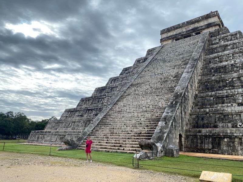 The Temple of Kukulcán (El Castillo) in Chichén Itzá, Mexico 