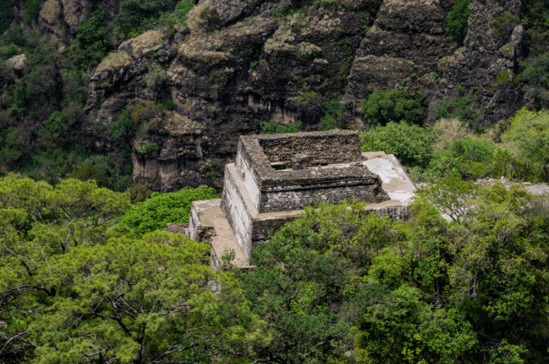 Tepozteco, Aztec ruins on a hill